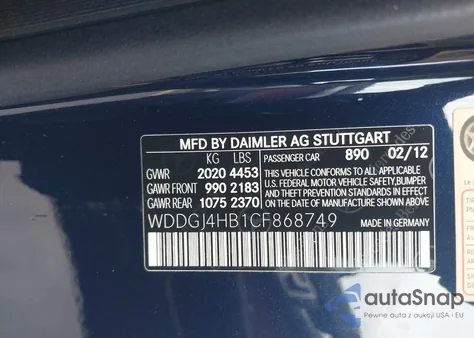 2012 Mercedes-Benz C 250 z USA, uszkodzony, nr VIN WDDGJ4HB1CF868749